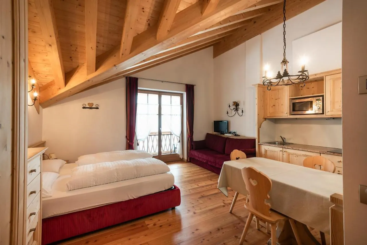 Aparthotel Apartments Sol E Nef Rocca Pietore Italy