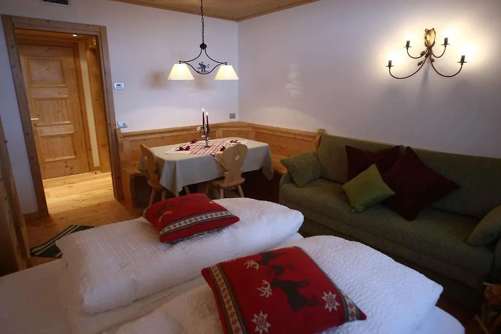 Aparthotel Apartments Sol E Nef Rocca Pietore Italy