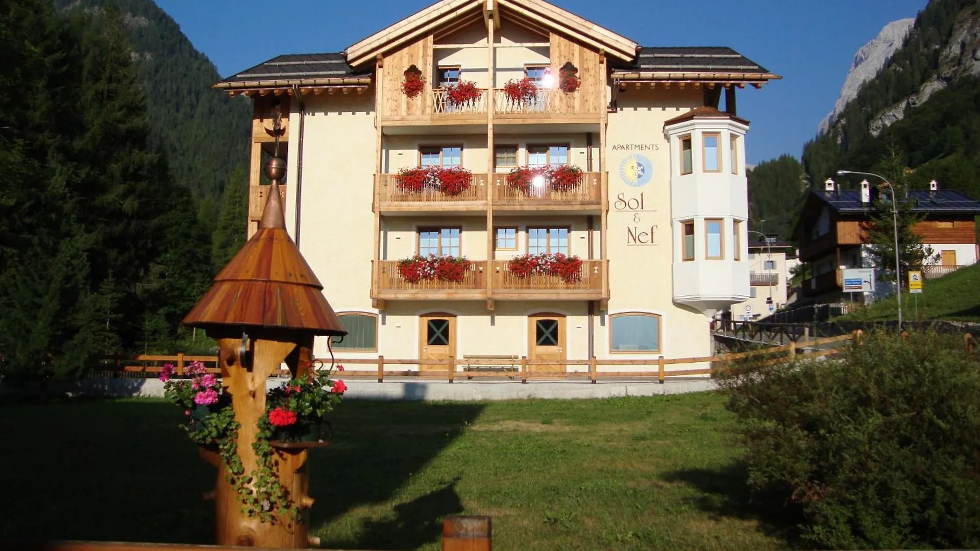 Aparthotel Apartments Sol E Nef Rocca Pietore Itálie